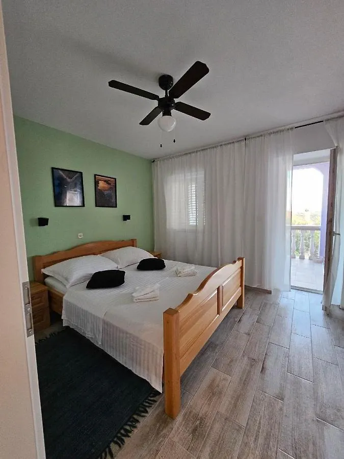 Apartment Apartman Lila Cunski Croatia