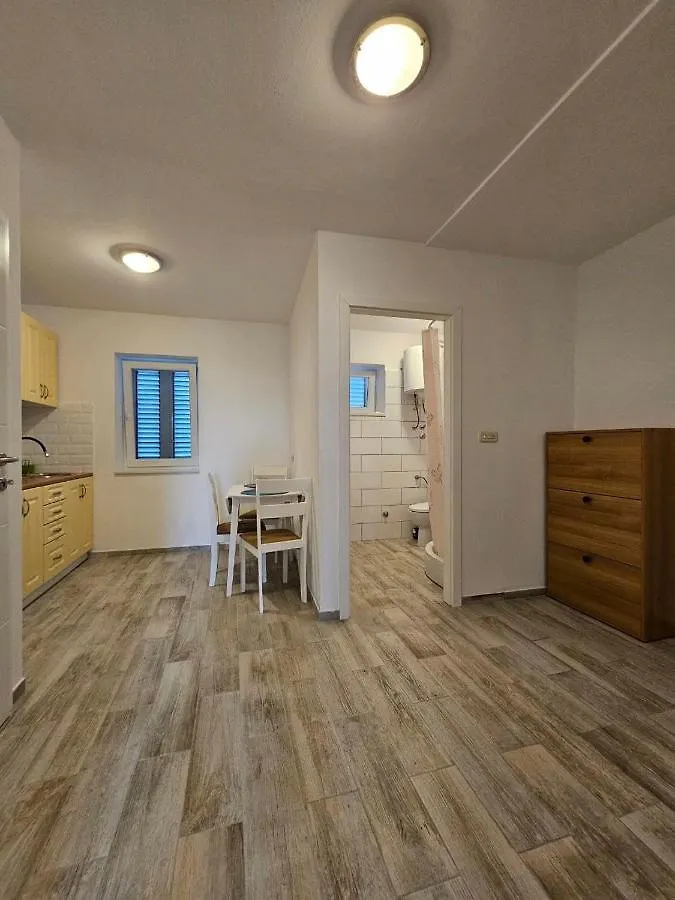 Apartman Lila Cunski